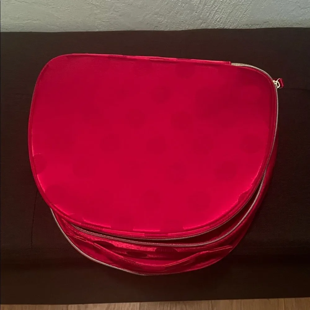 Estee Lauder chic red